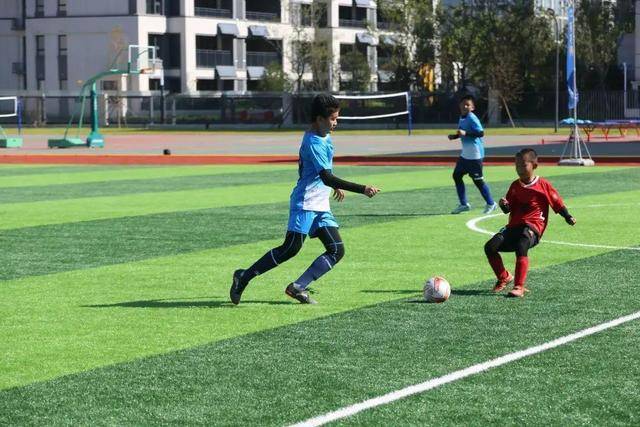 英媒：卢顿曾希望租借16岁道曼，威尔希尔在阿森纳U18执教过他